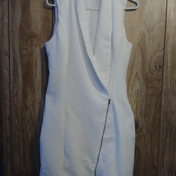 Missguided Dresses & Skirts - White dress